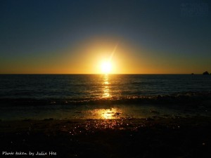 sunset golden bay julia hee