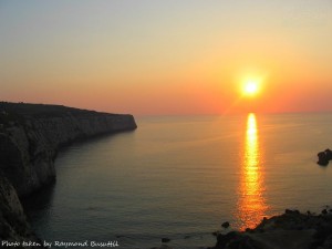 sunset fomm ir-rih Raymond Busuttil