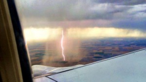 WOW you don't seen this very often... a spectacular photo of lightning strike as seen from the airplane approaching Denver International Airport, USA yesterday