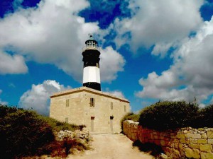 delimara lighthouse elizabeth faenza